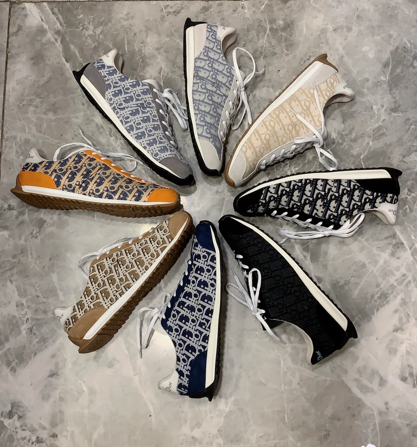 Men's Men's Shoes💰442💰💰🎩🎩[Lightning][Lightning] "Dior DIOR*" The latest and most popular casual shoes, top brand [seduce] luxury ~ purchasing agency, top ~ quality. [Strong] The upper is made of imported breathable cowhide with woven material ➕ breathable sheepskin feet (•) and fine workmanship. The original stylish and stylish soft rubber wear-resistant and non-slip outsole is light and comfortable on the feet. The real thing looks better when photographed in real life. 413: Code: 35-44, 45.46 can be customized, 8️⃣ colors selected